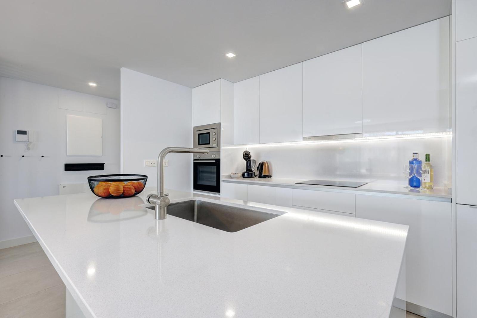 Estepona Place - Spacious Family City Apartment Zewnętrze zdjęcie