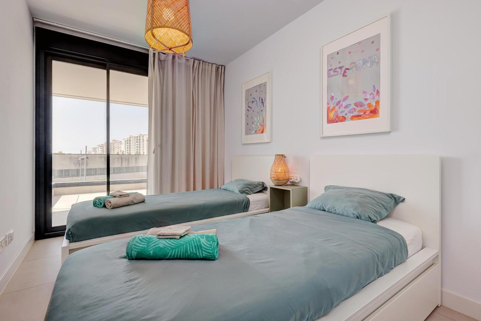 Estepona Place - Spacious Family City Apartment Zewnętrze zdjęcie