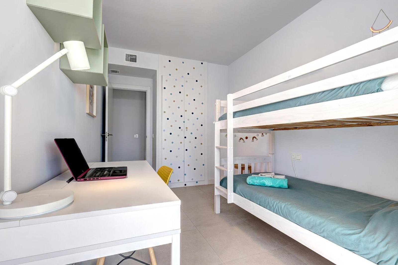 Estepona Place - Spacious Family City Apartment Zewnętrze zdjęcie