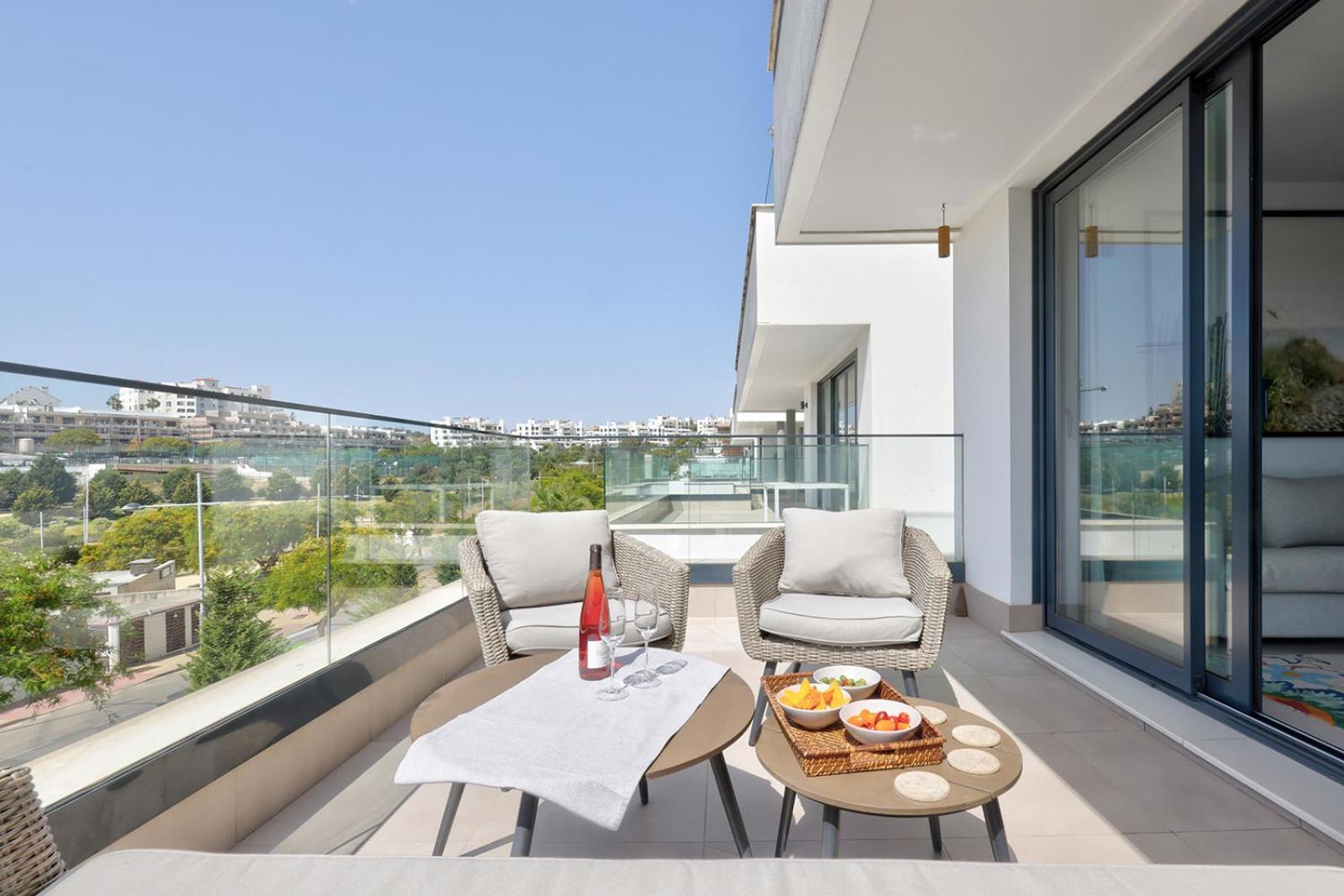 Estepona Place - Spacious Family City Apartment Zewnętrze zdjęcie
