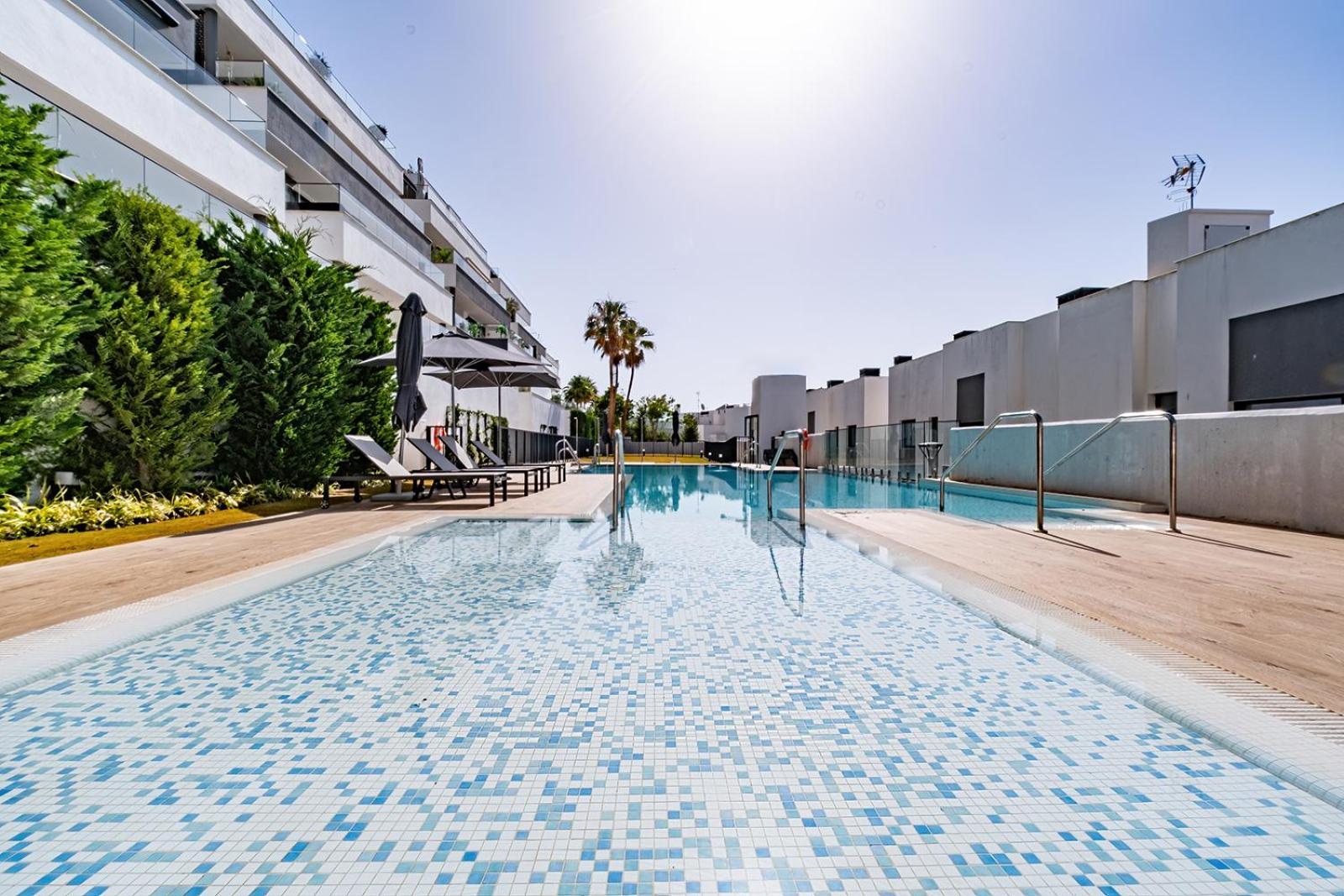 Estepona Place - Spacious Family City Apartment Zewnętrze zdjęcie